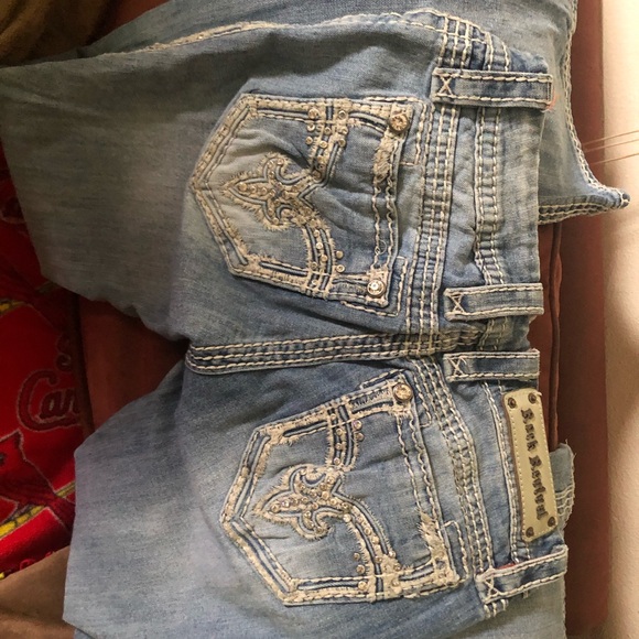 Jeans - Picture 2 of 3